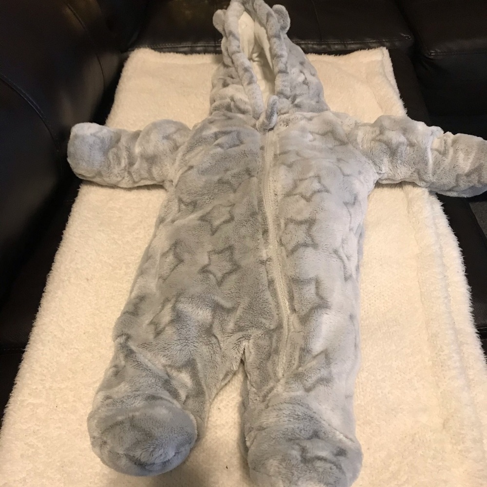 Baby girl clothes 0-3 months